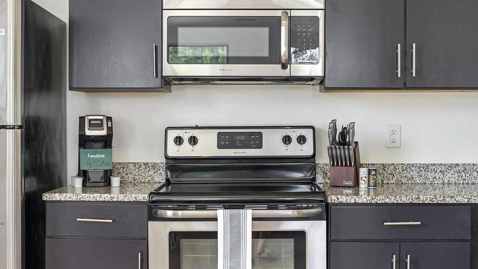 Landing At Ap The Spectrum Apartments - 1 Bedroom In Chamberlayne Industrial Center Richmond